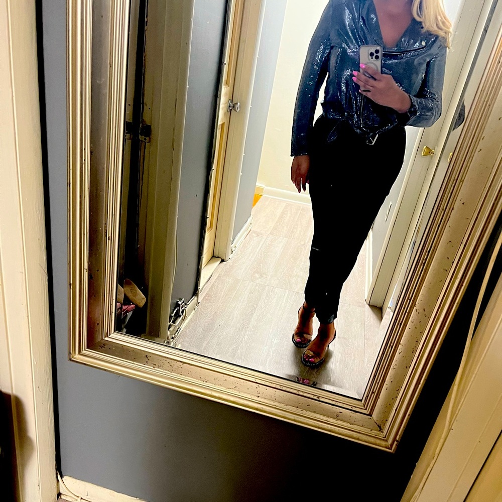 Fashion Nova black parachute Pants w/zipper